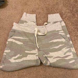 Aerie joggers